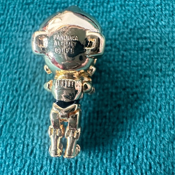 NWOT PANDORA x Star Wars Retired Droid C3PO Charm 769244C01 - Picture 12 of 14